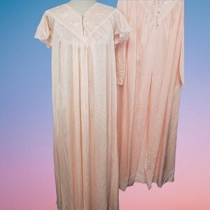 Vintage Shadowline Peignoir Gown & Robe Set M Blush Pink Nylon EUC Very Pretty